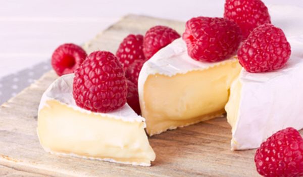 Camembert frambuesas 600x350